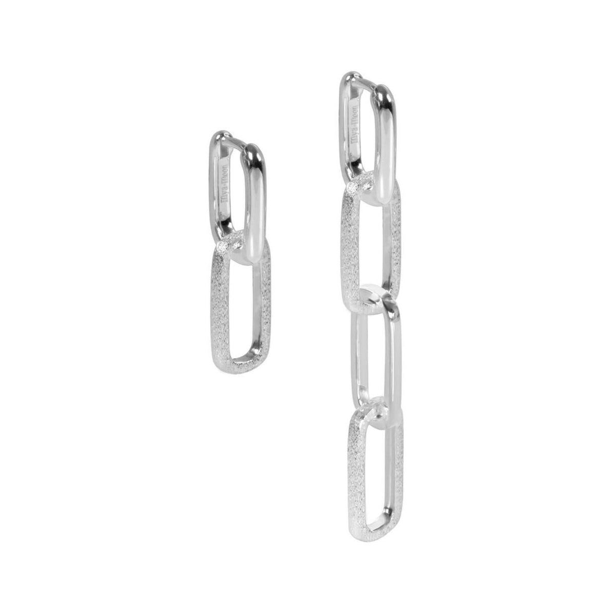 2. MyaMoon Metropolitan Way earrings in silver, showcasing trendy asymmetrical chain design with 925 silver plating, displayed in studio setting