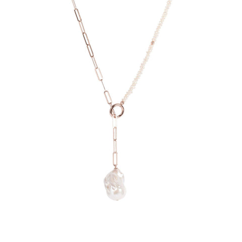 3. MyaMoon Mother-Pearl Choker with rose gold plated chain, highlighting pearl and paper-clip chain design in studio