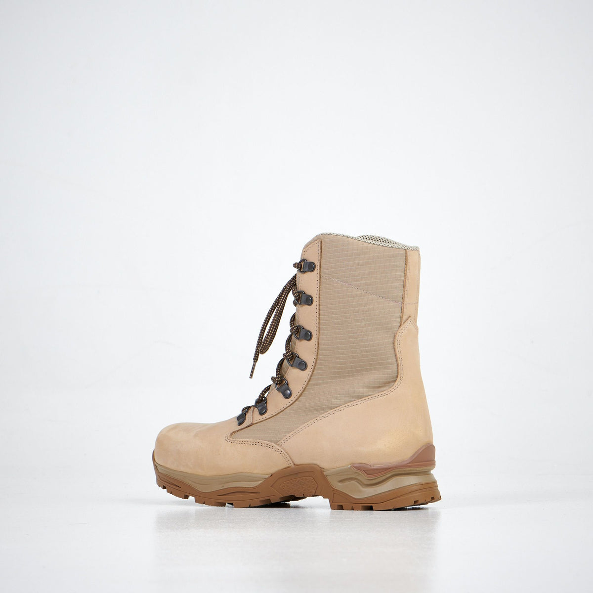 3. Samelin 598 Desert Boots 2.0 in beige, side view highlighting durable sole