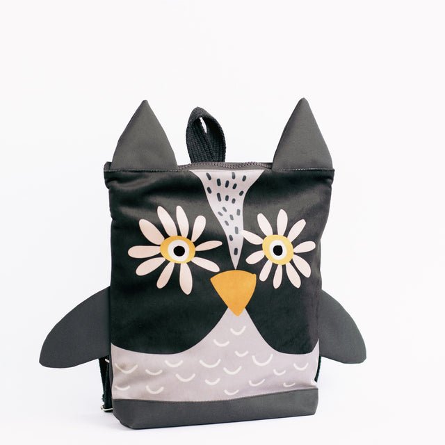 5. Studio shot of Muni kids owl backpack showing front design