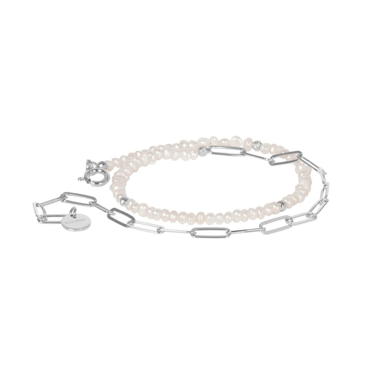 1. MyaMoon Pearlstring Bracelet-Choker in silver rhodium, featuring elegant pearls and adjustable chain, studio shot
