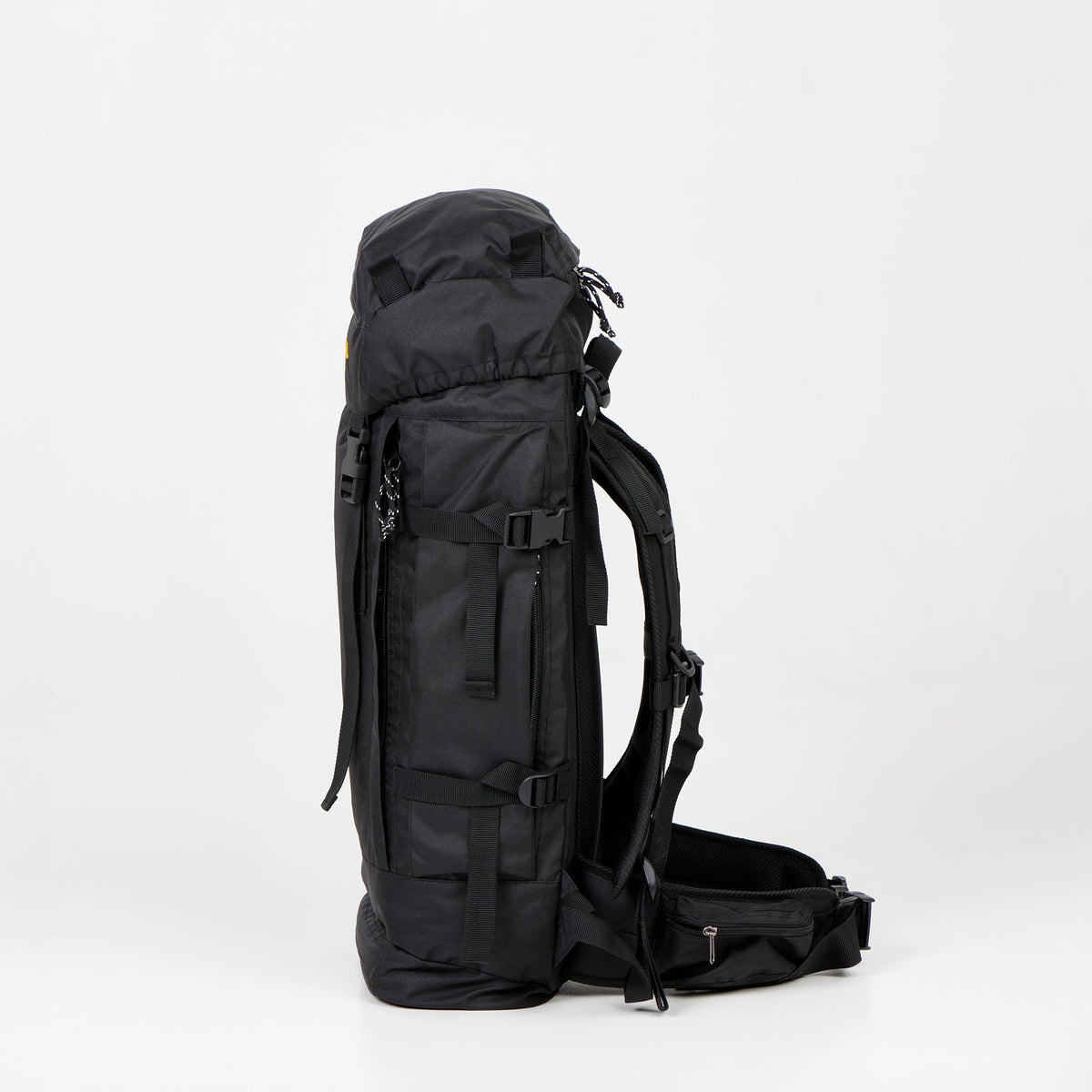 8. Side view of Matrix Pro Alfa 30 hiking bag showing ergonomic design