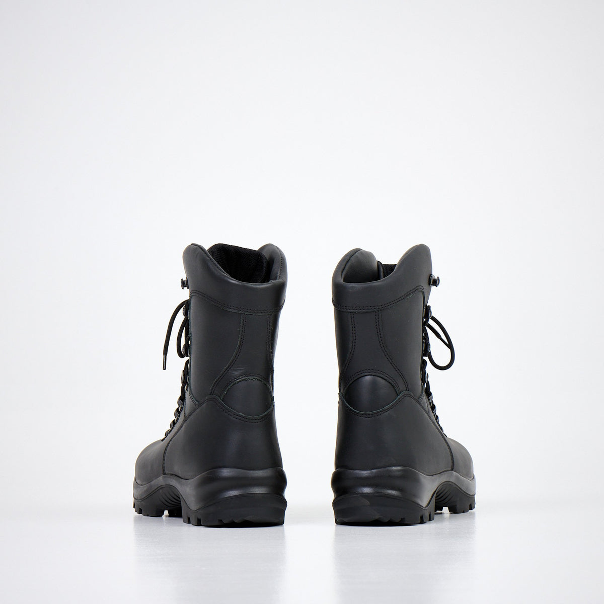 1. Back view of Samelin Military Boots 739 in black, showcasing waterproof leather and dual-layer outsole