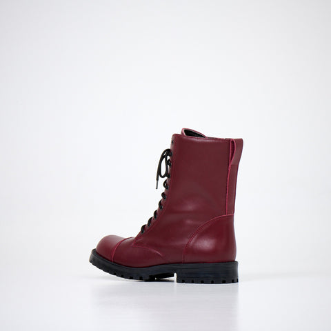 4. Side view of Samelin 511 burgundy boots highlighting water-repellent leather