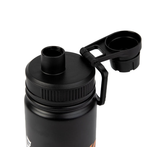 3. Close-up of Pippi Thermal Everyday Bottle's open cap and handle, highlighting design