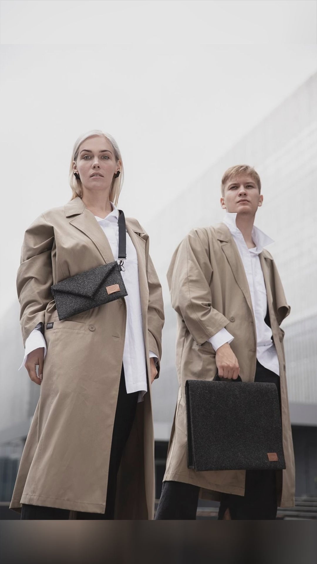 🖤 Minimal, weatherproof, hands-free.

Meet the Skive-mini #CrossbodyBag by #Nordhale. Wear it shoulder, chest, or waist. Size 16 x 23 x 2 cm. Strap 70 to 124 cm. Handmade in Estonia #MadeInEurope.

Use code SOCIAL10 for 10% off.
Shop: https://nooredx.ee/products/crossbody-bag-skive-mini
#NooredX #NewArrivals