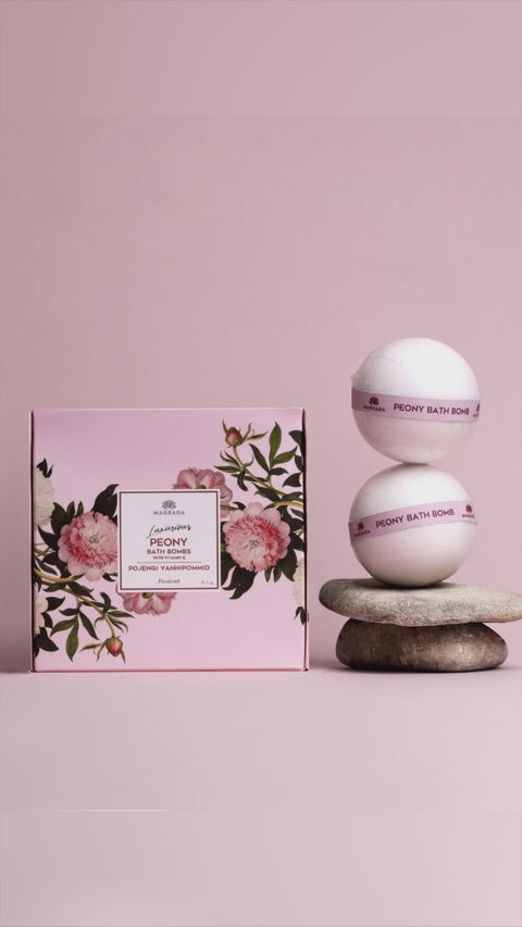🌸 Ever wondered what a royal bath feels like? Dive into the opulence of Marie Antoinette with our Peony Bath Bombs. Crafted with love, these European gems transform your bath into a luxurious escape. Feel the enchantment of peony aroma and the soothing touch of vitamin E on your skin. Whether you're unwinding from a long day or indulging in a selfcare ritual, elevate your bath experience. Ready for a taste of royalty? Let your senses wander. Check it out via link in bio. Magrada CrueltyFree Eco