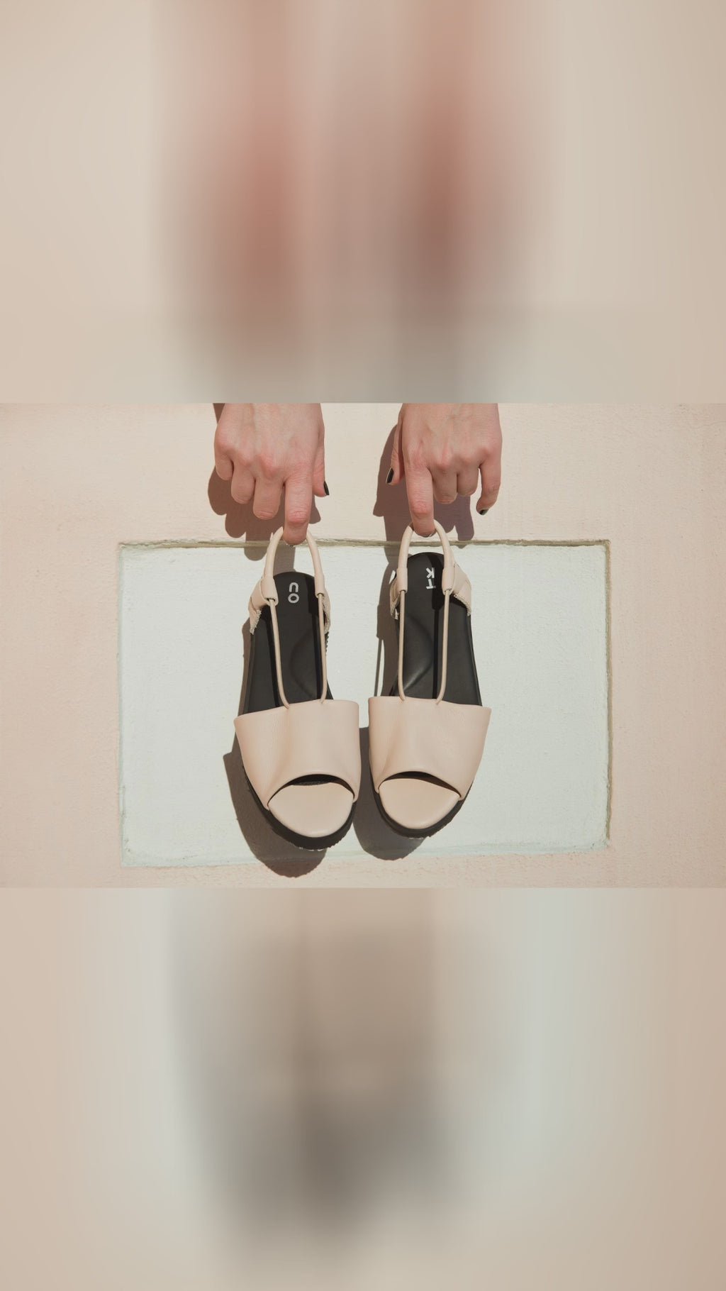 ✨ Nude sandals that go with everything — and feel cloud-soft?

Ergonomic insole, EVA outsole, leather upper. Handmade in Estonia by #Omaking. Sizes 36–42.

-10% with code SOCIAL10
Shop #NooredX #Sandals #Shoes #Europe #YoungFashion
https://nooredx.ee/products/toku-berlin-sandals-nude