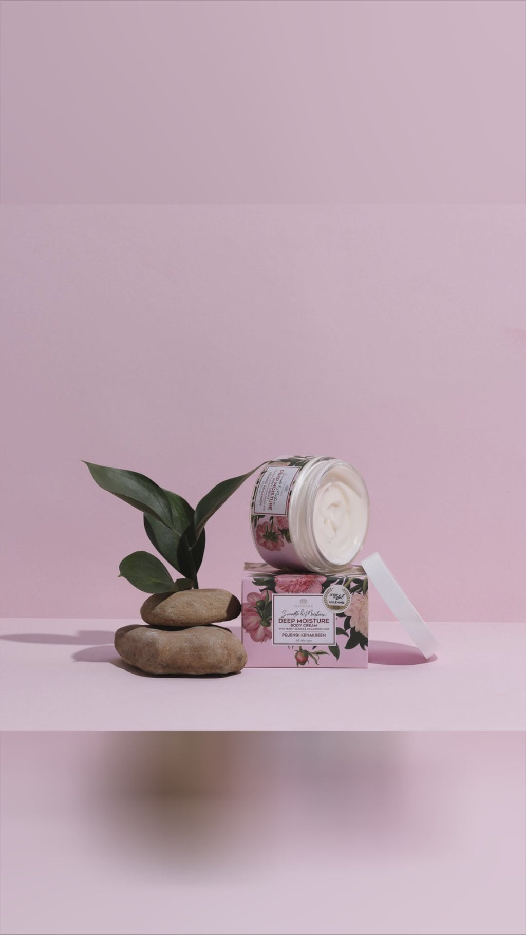 🌸 What does petal-soft skin actually feel like?




Meet Peony #BodyCream with quince extract by Magrada: airy, fast-absorbing, glow-giving with hyaluronic hydration and French peony aroma. Made in Europe, 97% natural origin, vegan, skin-kind.

Smooth on post-shower for spa-stone calm and a satin finish. Use SOCIAL10 and treat yourself via link in bio today. Save for self-care nights. #Magrada #CleanBeauty #NewArrivals