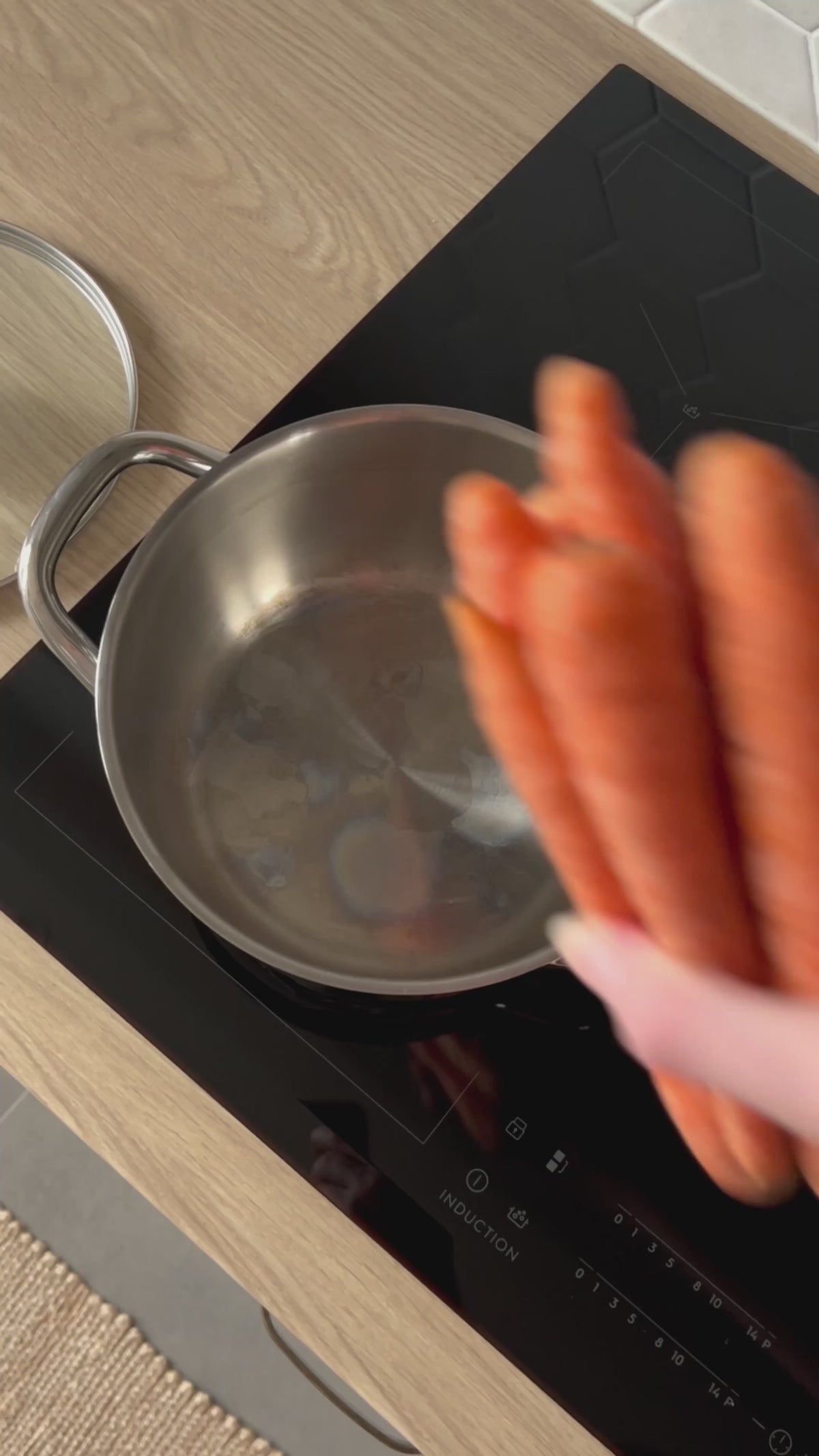 🥕 Ever seen carrots become glow-in-a-bottle?




Garden-fresh carrots infuse into a silky dry oil. Then it’s bottled, capped and labeled as LUUV Natural Carrot Dry Oil.

Vitamin-rich with aloe vera, it absorbs fast, leaves no grease, and lights up face and body with a soft sheen. Natural SPF10, made in Europe #LUUV.

Ready to glow without sunbathing? Tap to shop, use SOCIAL10, link in bio. #BodyOil #Skincare #NewArrivals