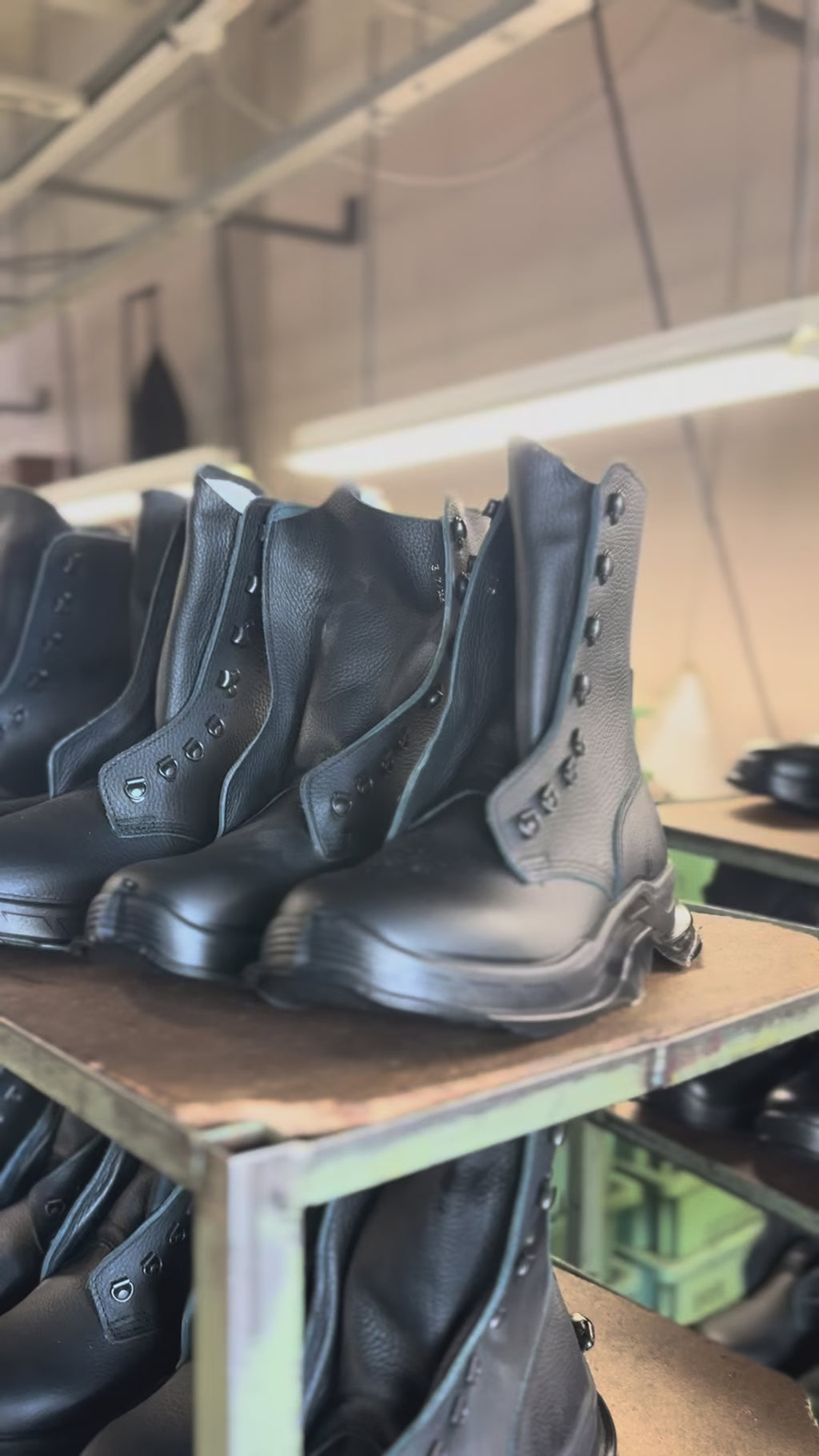 🛠️ Ever seen a legend mid-build?




Rows of M77 Norwegian Combat Boots waiting for laces in our Estonian workshop. Full-grain black leather, water-repellent, built to take a beating.

Trusted by NATO units, tuned for city walks and weekend trails. Shock-absorbing, breathable, unisex fit; sizes run large for thick socks.

Want first dibs when they land? Save this, keep SOCIAL10 handy, and feel the EU craftsmanship when you step in; link in bio. #Samelin #M77 #Boots #MadeInEurope