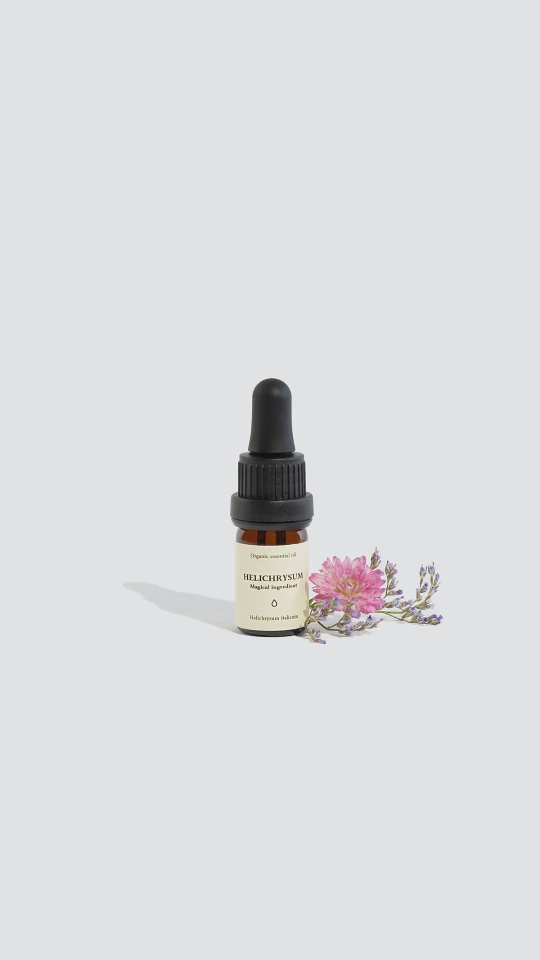 ✨ Need a vibe reset?

Helichrysum Essential Oil by #SmellsLikeSpells — 5 ml glass pipette, recyclable pack. Hand-made in Lithuania. #MadeInEurope

Diffuse, blend, meditate. #Aromatherapy

Use code SOCIAL10 for 10% off
https://nooredx.ee/products/helichrysum-essential-oil
#NooredX #EssentialOils #Wellness #Europe #YoungFashion