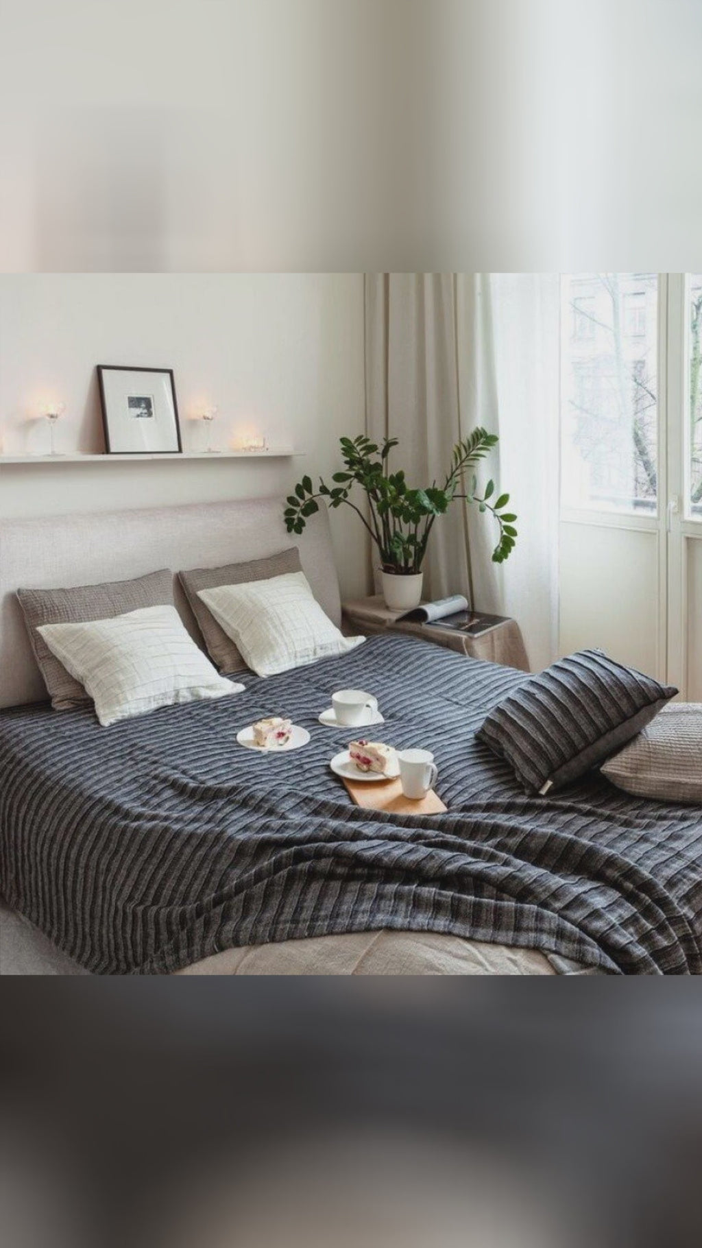 🖤 Sunday-morning comfort, elevated.

270×270 cm fits 180–200 cm beds with a luxe drop. Pre-washed linen-cotton, no-iron, shape-retaining. From #KOOSdisain #Bedding

Take 10% off with SOCIAL10
Shop: https://nooredx.ee/products/linen-bedcover-270x270-cm
