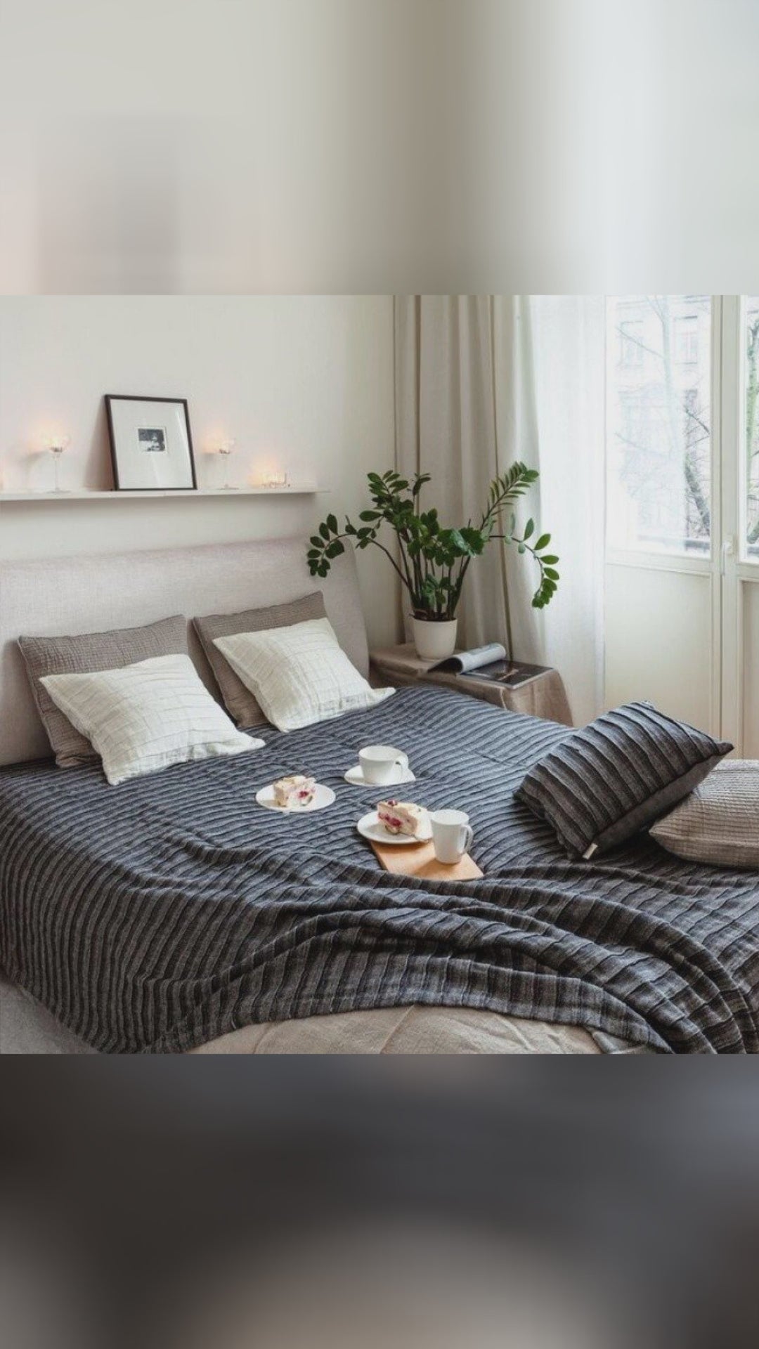 🖤 Sunday-morning comfort, elevated.

270×270 cm fits 180–200 cm beds with a luxe drop. Pre-washed linen-cotton, no-iron, shape-retaining. From #KOOSdisain #Bedding

Take 10% off with SOCIAL10
Shop: https://nooredx.ee/products/linen-bedcover-270x270-cm