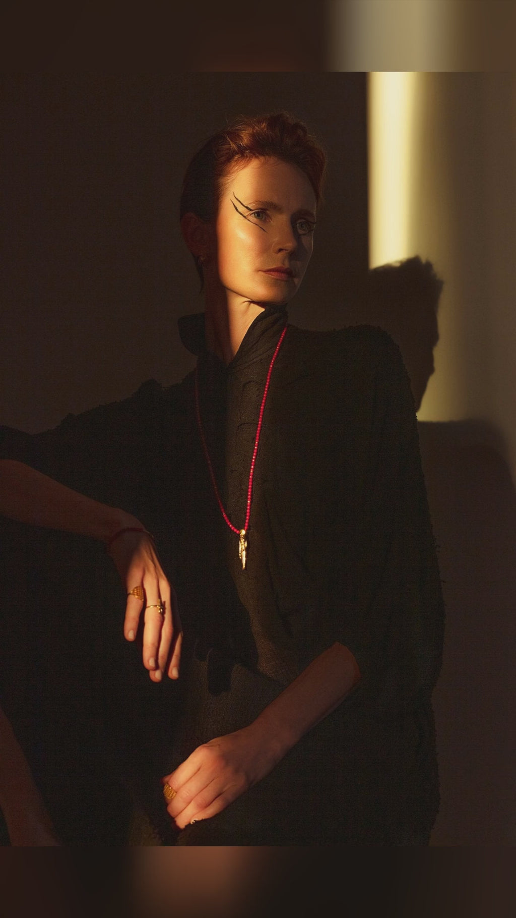 🦁 What happens when a mantra meets molten gold? Sekhmet Fire Necklace Ring by New Vintage by Kriss. Lion-headed detail in gold-covered silver with crisp 3D lines, finished by hand in Estonia. Engraved I AM and FIRE STRENGTH LOVE to ground your glow. Smooth, weighty, made to catch the light in city shadows. Non-allergic, gift-ready. Save this for courage days, then link in bio. NewVintagebyKriss Rings Jewelry