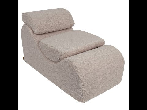 🛋️ Ready to elevate your chill time? Discover ultimate comfort with the MeowBaby Wave Lounger. Designed in a chic light grey with a clever ergonomic touch, it’s your new go-to for relaxation! The S-shaped elegance and soft foam filling invite you to sink in and unwind. Plus, the detachable footrest keeps things versatile. Missed out on elegance & comfort? Not anymore. Check out the details, link in bio. HomeDecor KidsFurniture EuropeanDesign