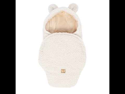 🐻 Ever seen a bear hug this soft? This MeowBaby swaddle brings comfort to every cuddle. Soft boucle texture and velcro closure make it perfect for any parent on the go. From bedtime to playtime, keep your baby bundled in bliss. Discover the magic of MeowBaby in style. Link in bio for the cuteness overload! BabyEssentials KidsCollection