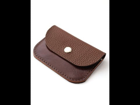 🌟 The WEEKEND Wallet is here! Handmade & stylish in brown & chestnut, it holds 6-9 cards plus cash. Perfect for your EverydayStyle ToksVisoks PremiumHandmade Check it out: https://nooredx.eu/products/weekend-wallet-texture-brown-and-chestnut Accessories Europe YoungFashion