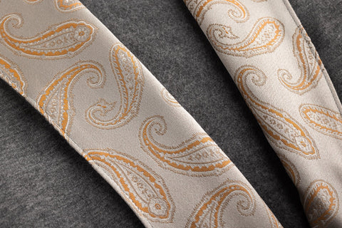 3. Detail of silver-gray paisley silk pattern on robe collar