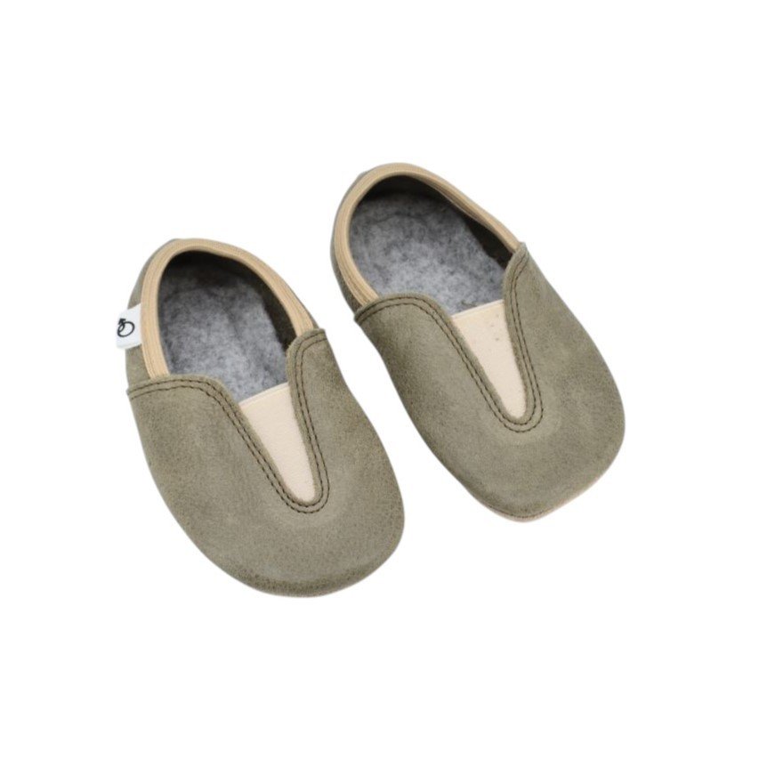 2. Studio shot of Hip-Hop Punsa Kids Barefoot Slippers in olive, showing wide toe box and elastic upper
