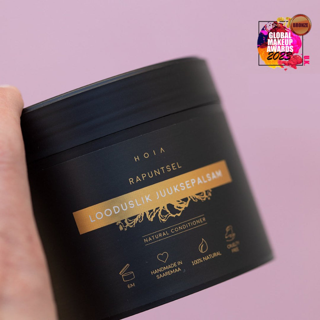 2. Close-up of HOIA homespa Natural Hair Conditioner Rapunzel, 290ml, with Global Makeup Awards 2022 badge