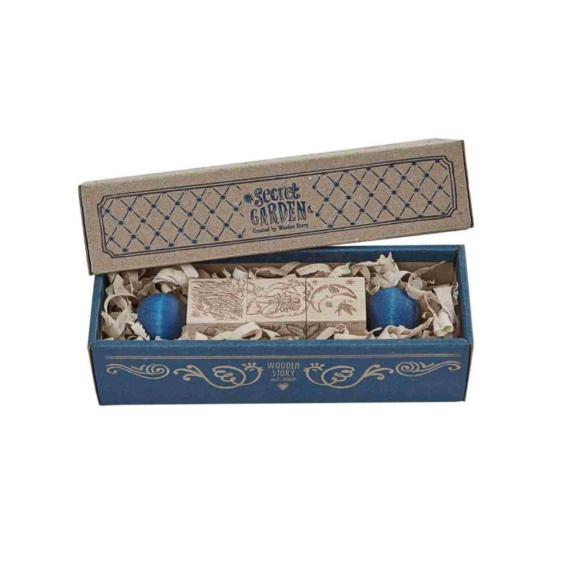 3. Open Secret Garden puzzle box with blue ends and decorative packaging