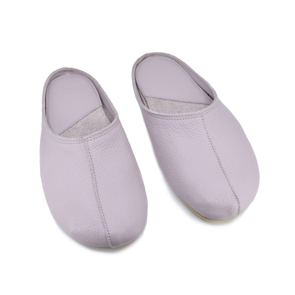 3. Top view of Omaking Sulbi Slippers in lilac, showing classic design and leather craftsmanship