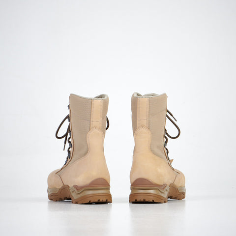 4. Samelin 598 Desert Boots 2.0 in beige, back view showing heel and sole design