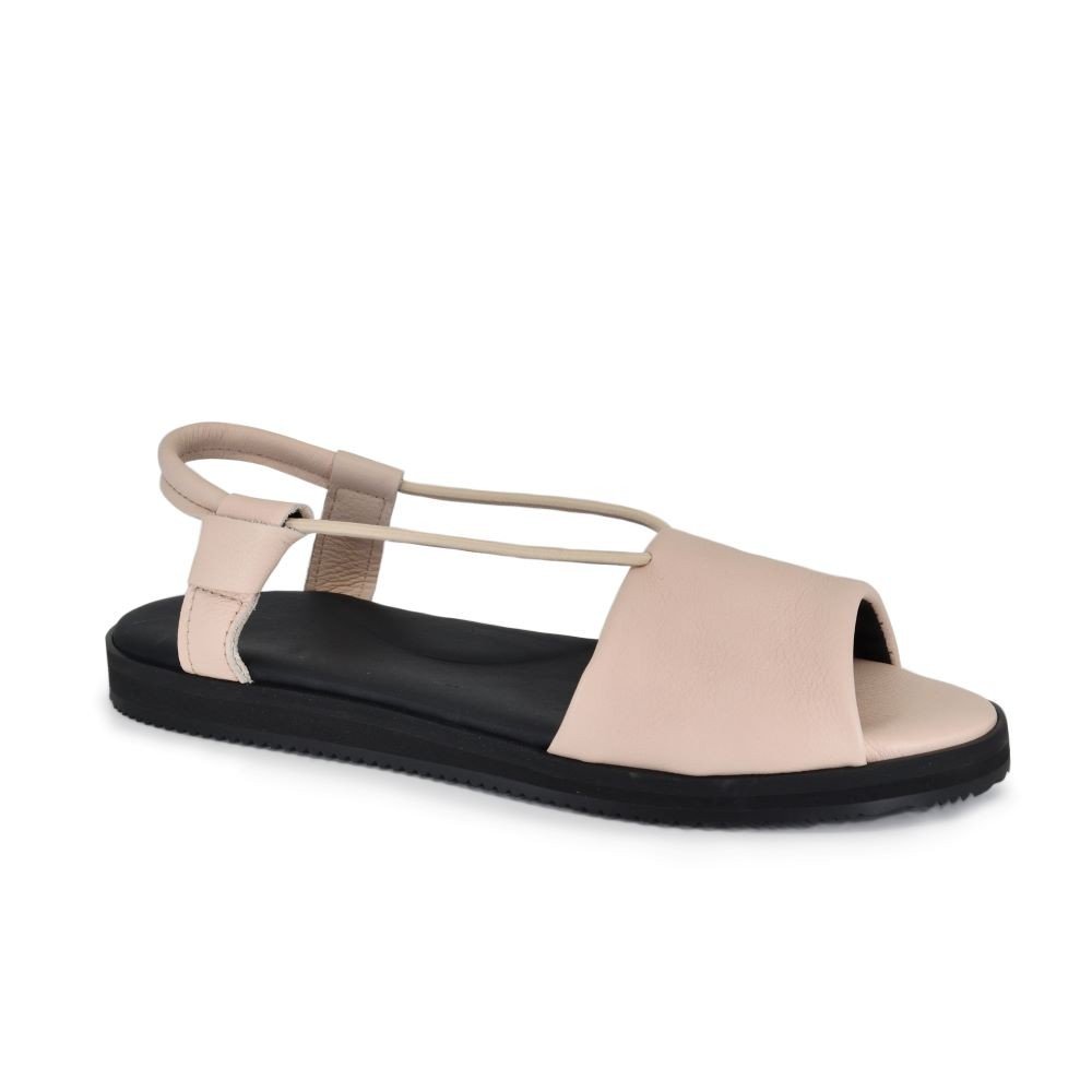 4. Studio shot of women's nude TOKU Berlin sandal by Omaking, side view highlighting leather upper and EVA outsole