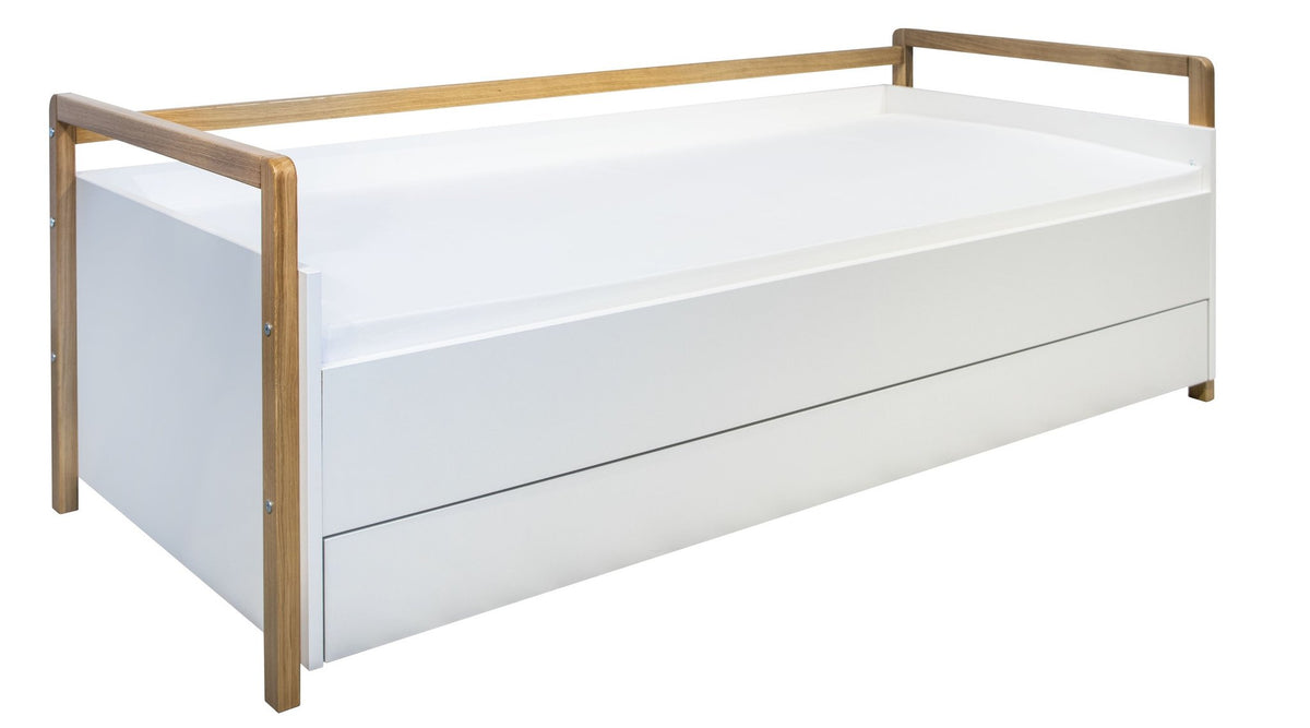 3. Close-up of Victor daybed with drawers focusing on oak wood frame and white laminated surfaces